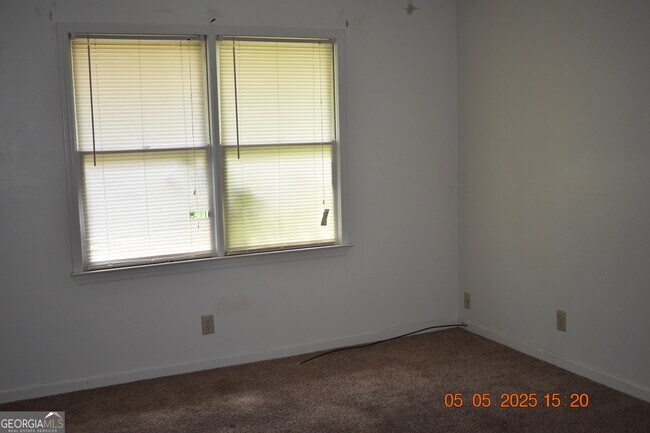 Building Photo - 4421 Azalea Dr