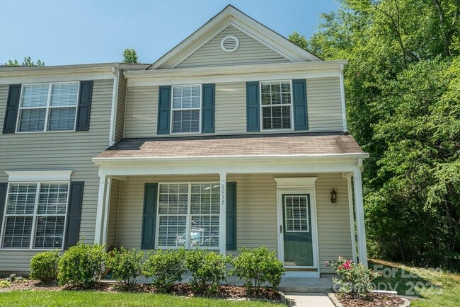 Building Photo - 6937 Rothchild Dr