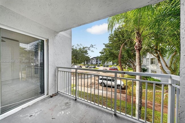 Building Photo - 8540 SW 212th St
