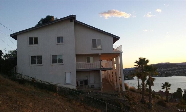 Building Photo - 22600 Inspiration Pt