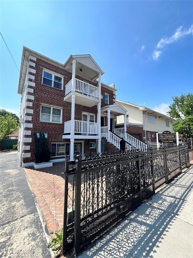 Building Photo - 25-10 94th St