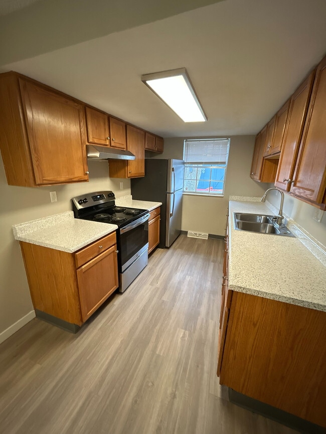 Kitchen - ORCHARD FLATS