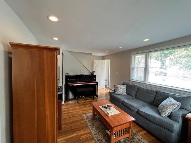 Building Photo - 20 Garland Ave