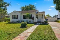 Building Photo - 1106 W Peninsular St