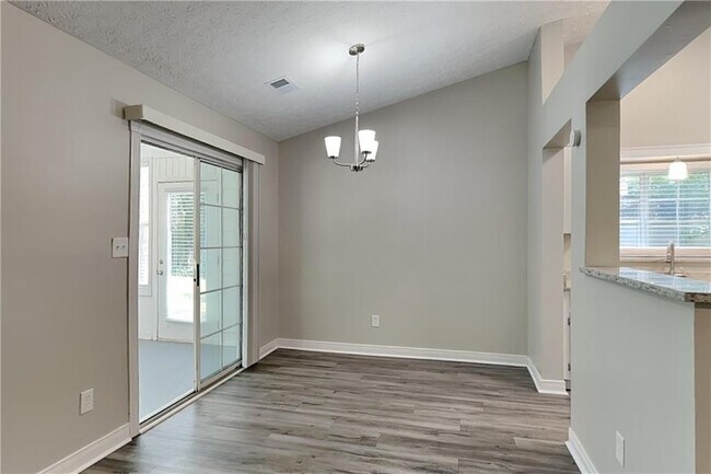 Building Photo - 4019 River Rock Way