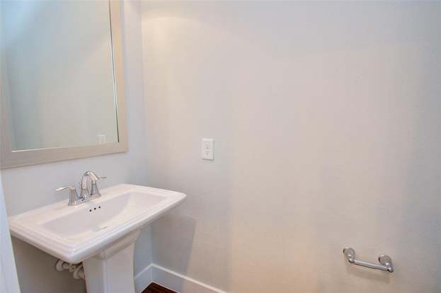 Building Photo - 18118 Moonlit River Dr