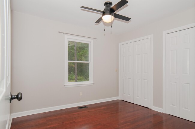 Building Photo - 1417 Owls Nest Rd