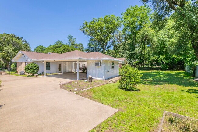 Building Photo - 4106 New Copeland Rd