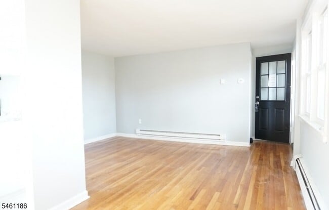 Building Photo - 736 Audrey Dr