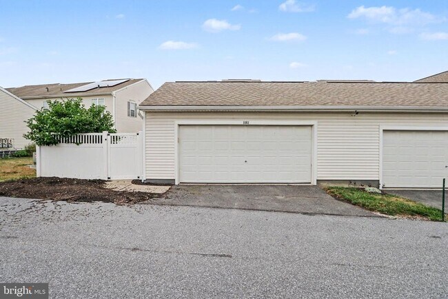 Building Photo - 1461 Keegan Ln
