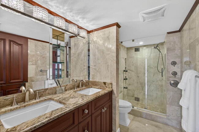 Building Photo - 3400 N Ocean Dr