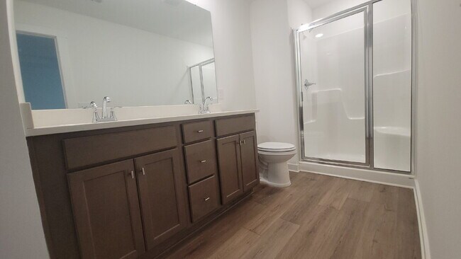 Building Photo - NEW HOME!!!  Section 8 Accepted!!!  "Discover Your Dream Home: Spacious 3-Bedroom Retreat with Gr...