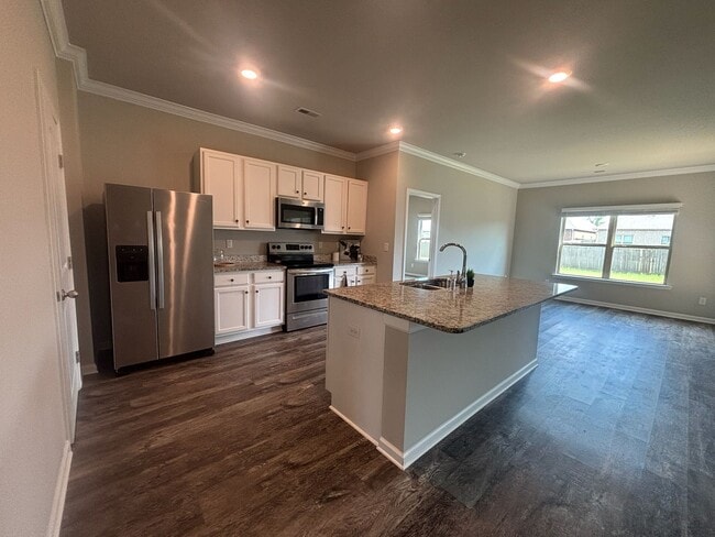 Building Photo - 27537 Dieken Dr