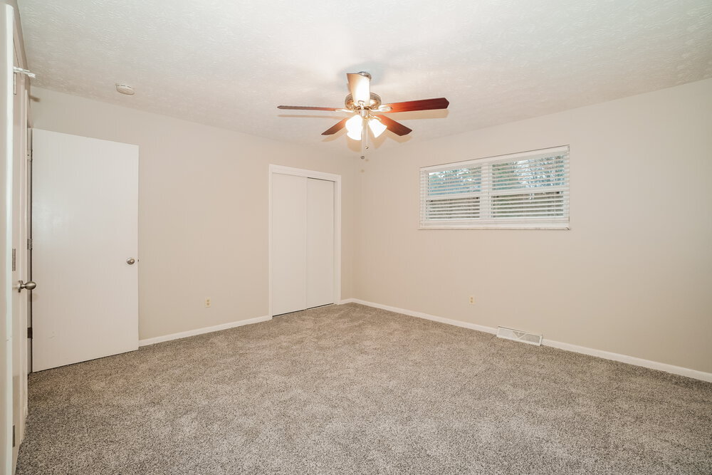 Building Photo - 999 Matterhorn Dr