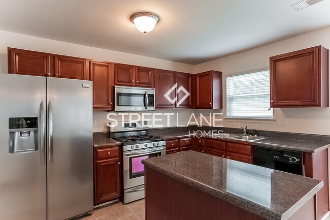 Building Photo - 582 Ironstone Dr