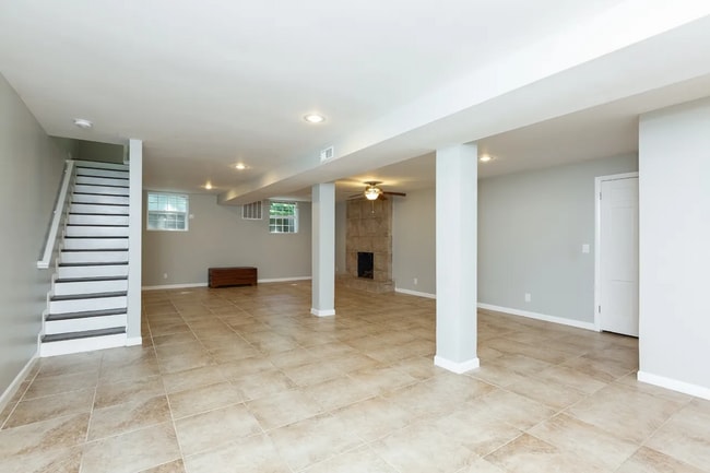 Building Photo - 4417 Saunders Ave