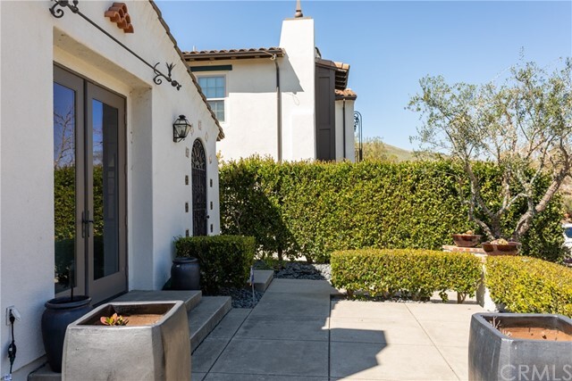 Building Photo - 6 Julia St