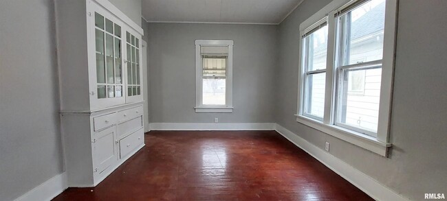 Building Photo - 3113 N New York Ave