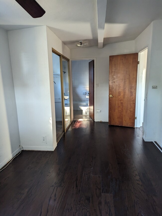 Building Photo - 25126 Feijoa Ave