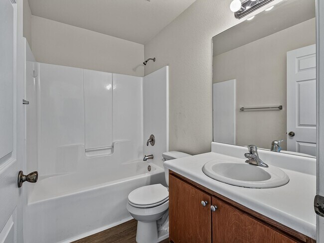 Building Photo - 96 Cochise St