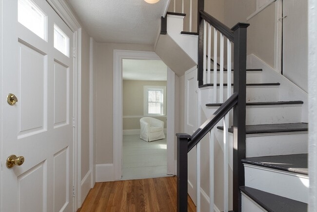 Building Photo - 21 Gardner St