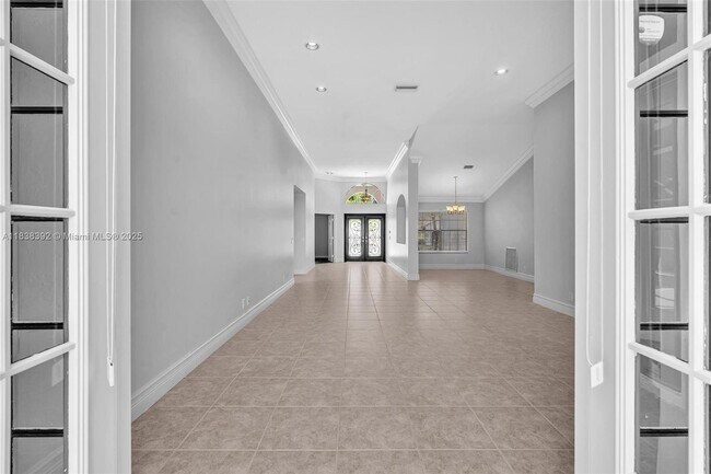 Building Photo - 794 Lake Blvd