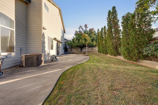 Building Photo - 9538 Fox Wind Ct