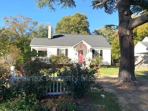 Building Photo - 315 Georgia Ave