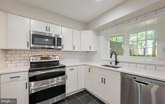 Building Photo - 2317 37th St NW
