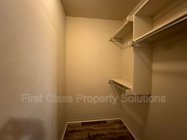 Building Photo - 19804 Serenade Way