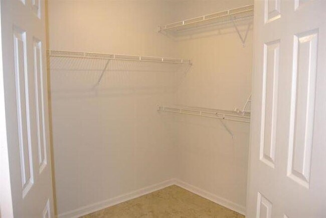 Building Photo - 3753 Oakmoor Ct