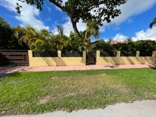 Building Photo - 1018 W 47th St