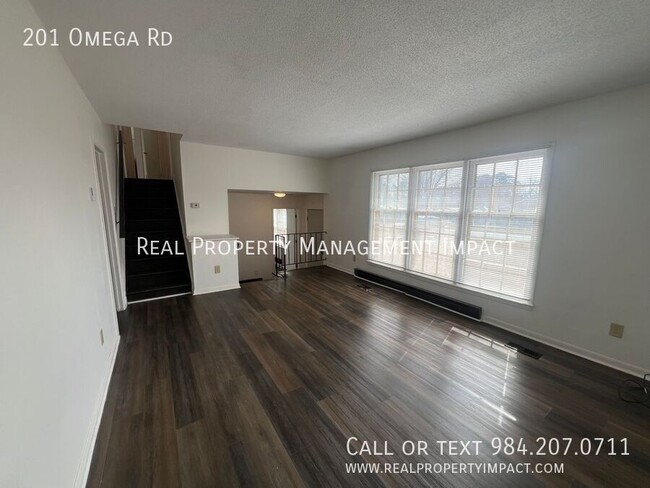 Building Photo - 201 Omega Rd