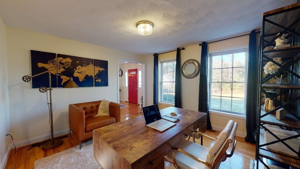 Building Photo - 89 Nashua Rd