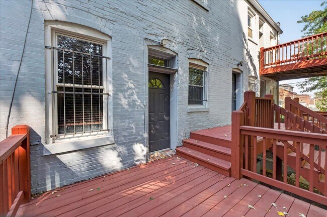 Building Photo - 4252 Castleman Ave
