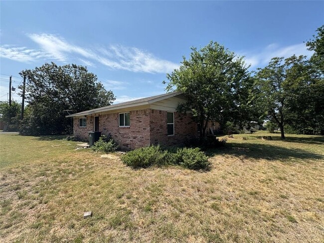 Building Photo - 15304 Tacon Ln