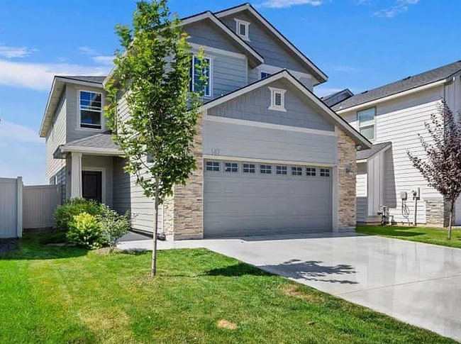 Primary Photo - 147 S Baraya Way