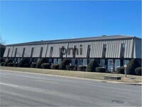 Building Photo - 1616 University Dr