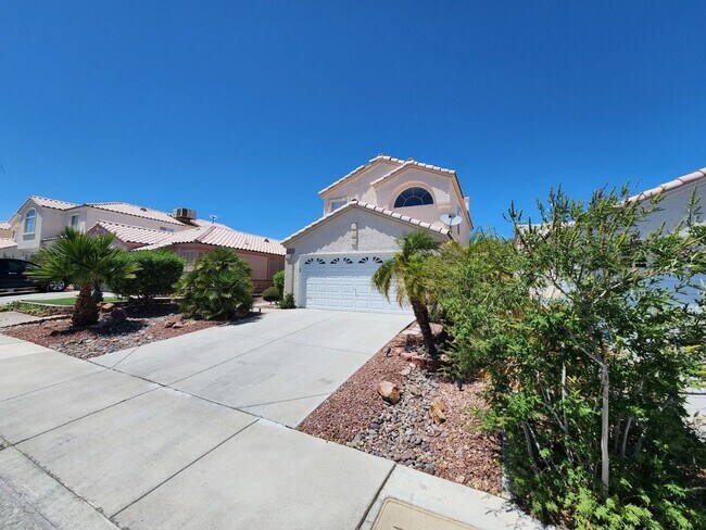 Building Photo - NW 95 and Lake Mead
