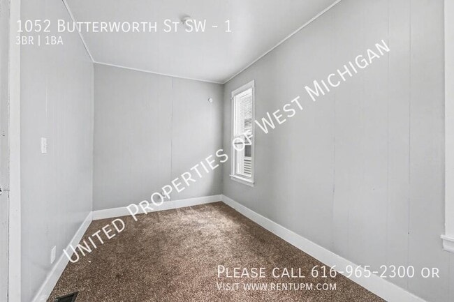 Building Photo - 1052 Butterworth St SW