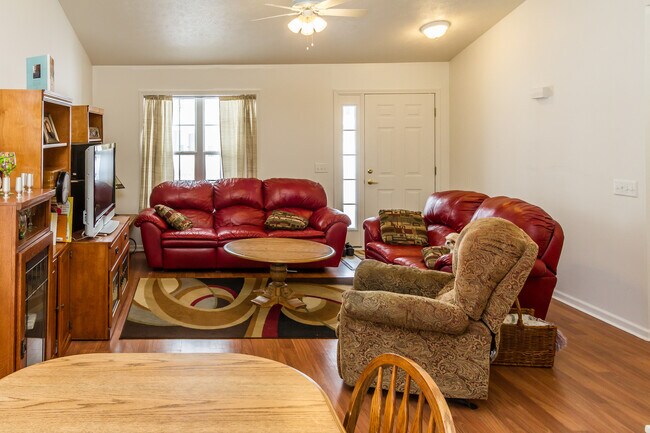 Building Photo - 20 Roundtable Way