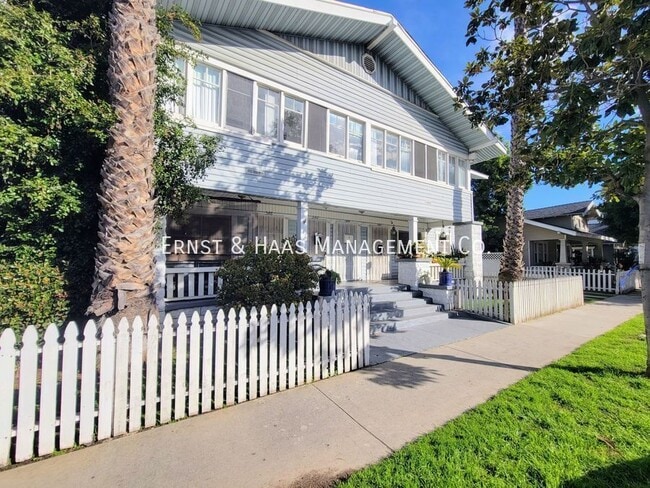 Building Photo - 546 Lime Ave