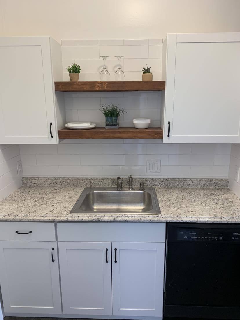 Kitchen - 1619 Mansfield St