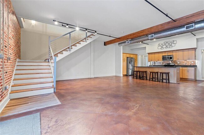 Building Photo - 412 Dauphin St