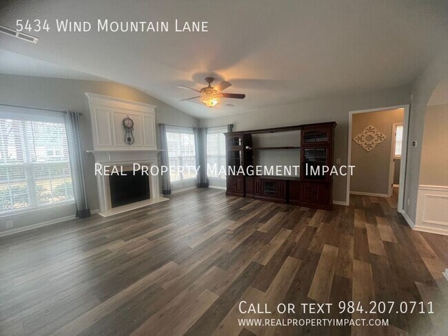 Building Photo - 5434 Wind Mountain Ln