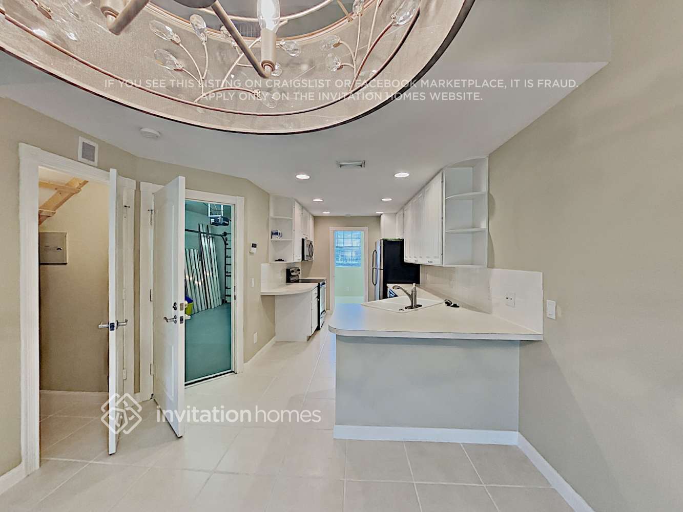 Building Photo - 495 Capistrano Dr