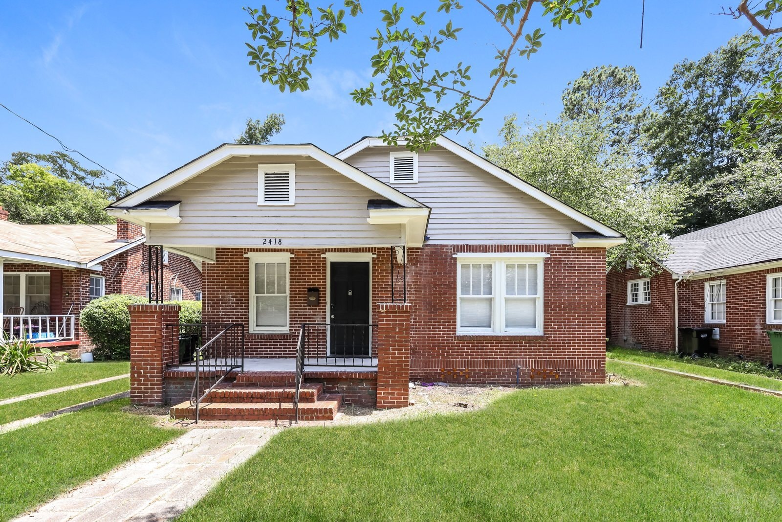 Building Photo - 2418 Gould St