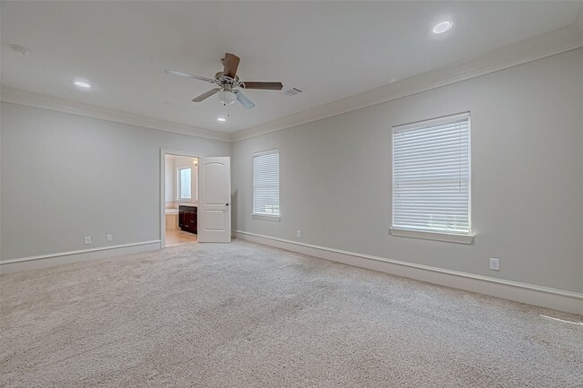 Building Photo - 5226 Kiam St