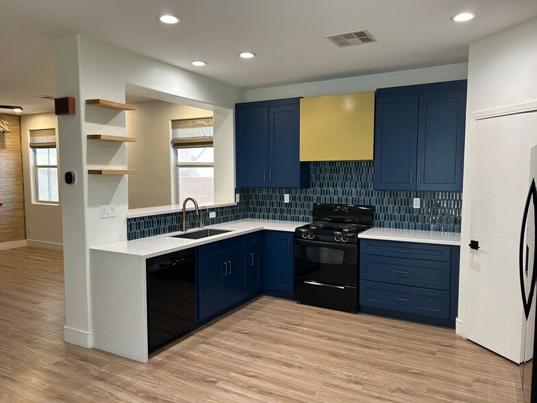 Building Photo - 10671 Cherry Ridge Ct