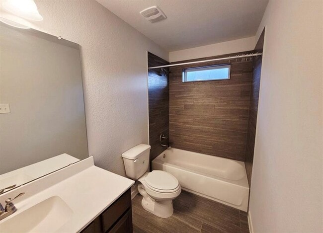 Building Photo - 14723 Garner Falls Trl